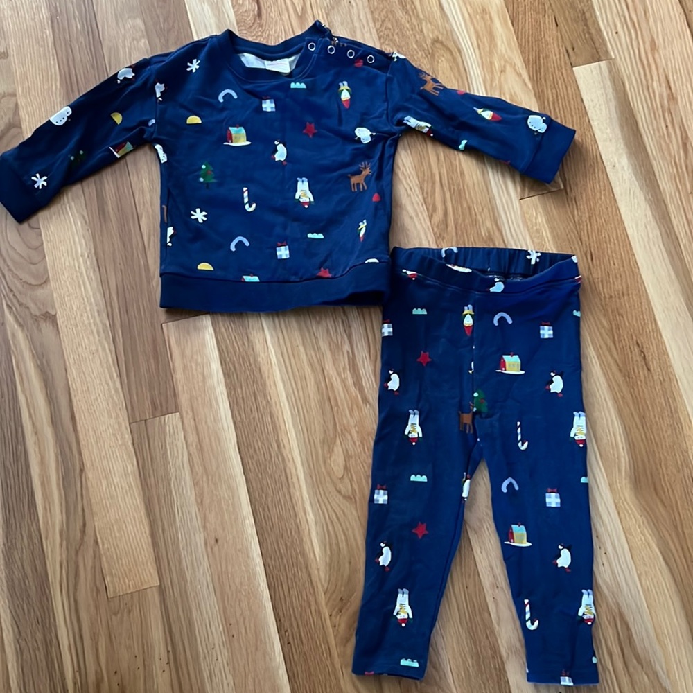Hanna Anderson Christmas sweatsuit